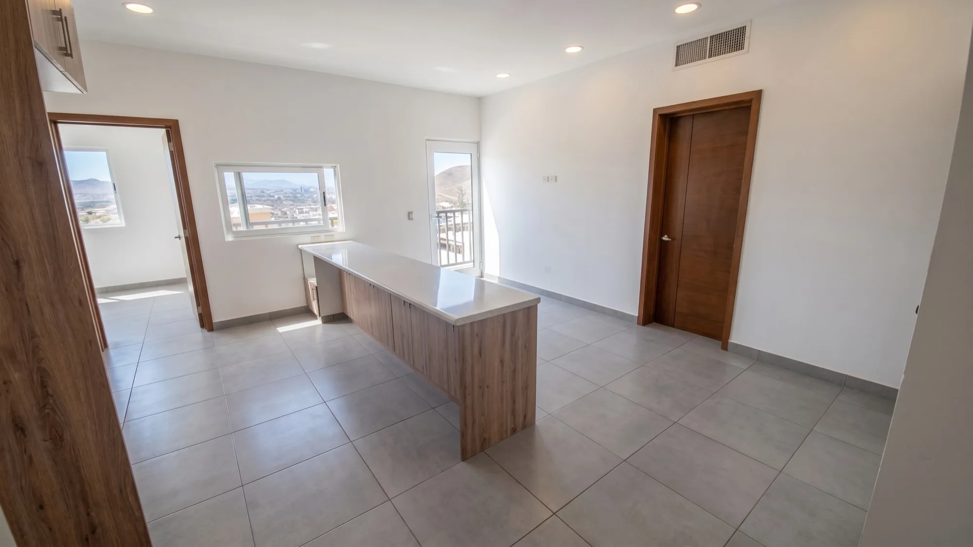 Departamento céntrico cerca de Av. 20 de Noviembre, sin aval